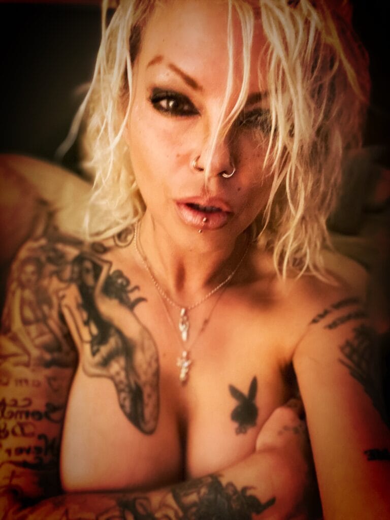Delta white OnlyFans - @deltawhitexxx