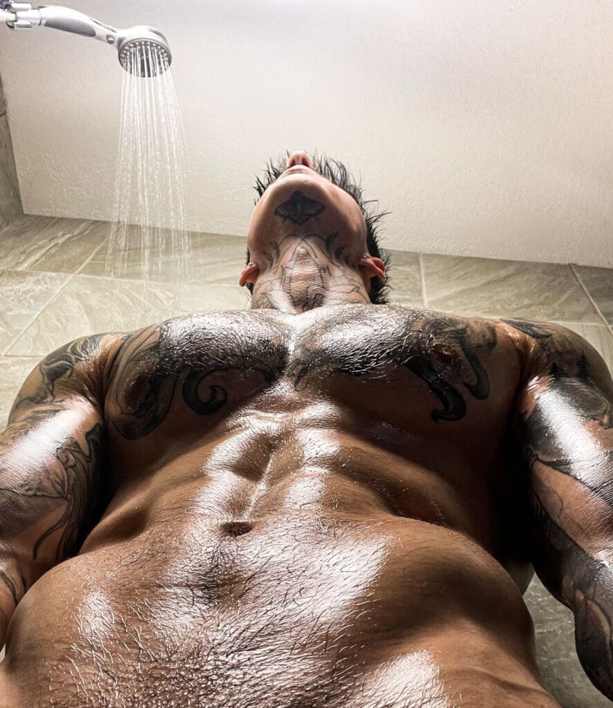 Jakipz OnlyFans - @jakipz
