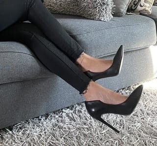 Scarlett OnlyFans - @scarlet-red