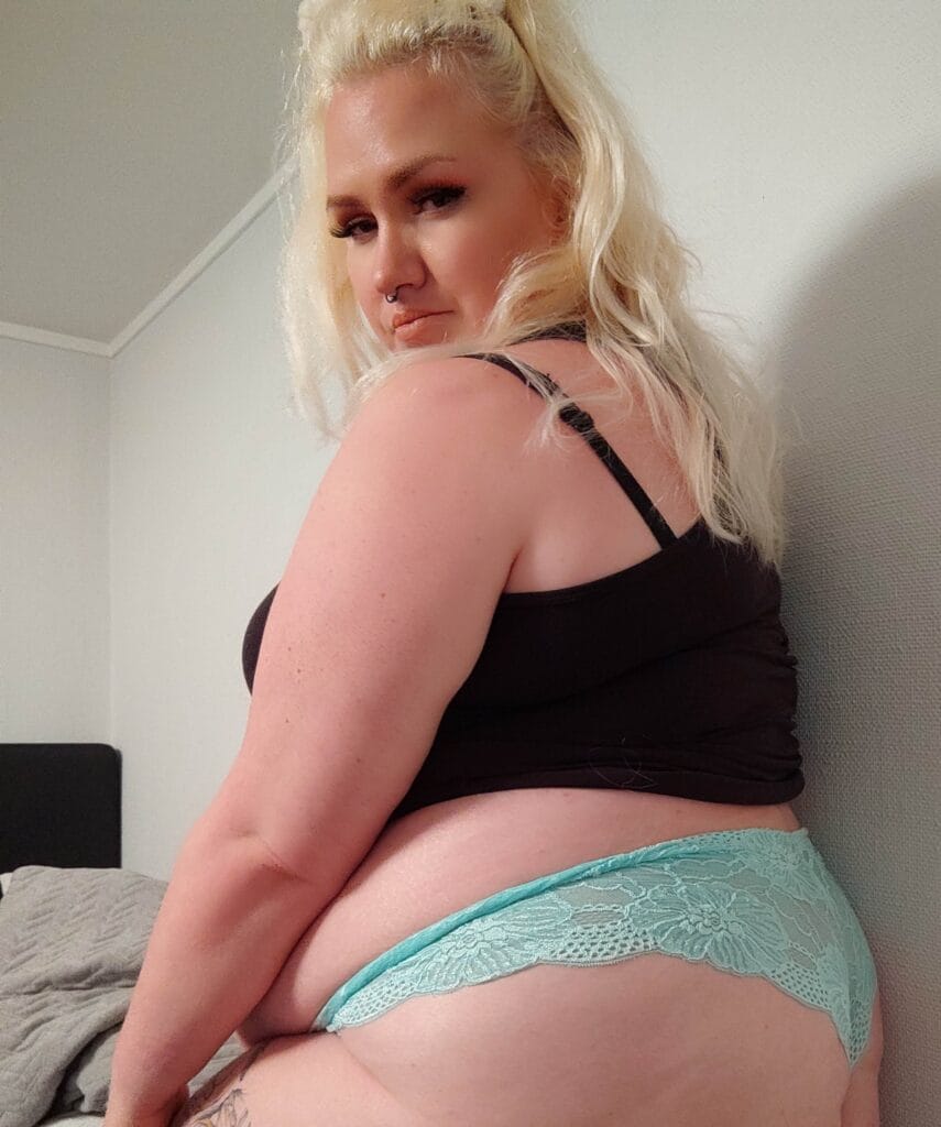 SwedishButterball OnlyFans - @swedishbutterball